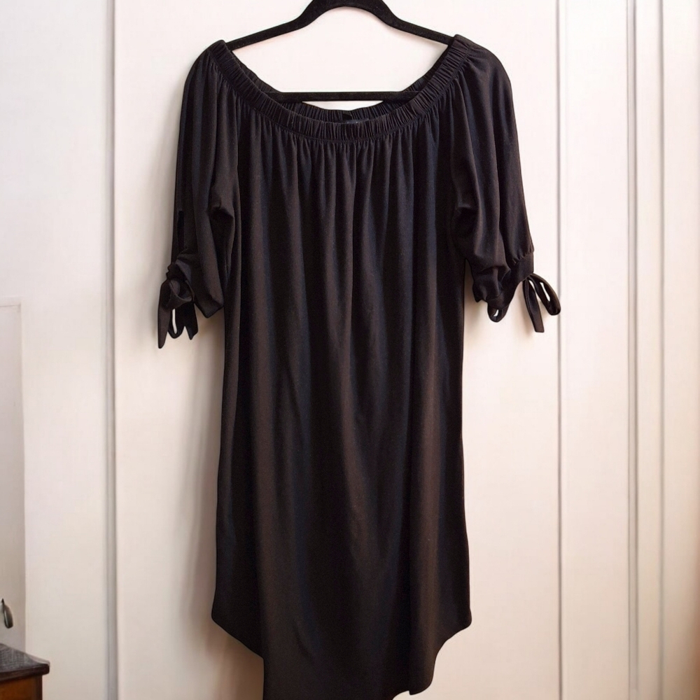 Black mini dress on or off shoulder 2x